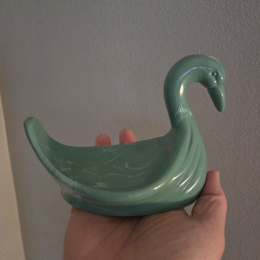 Vintage Swan Soap Dish